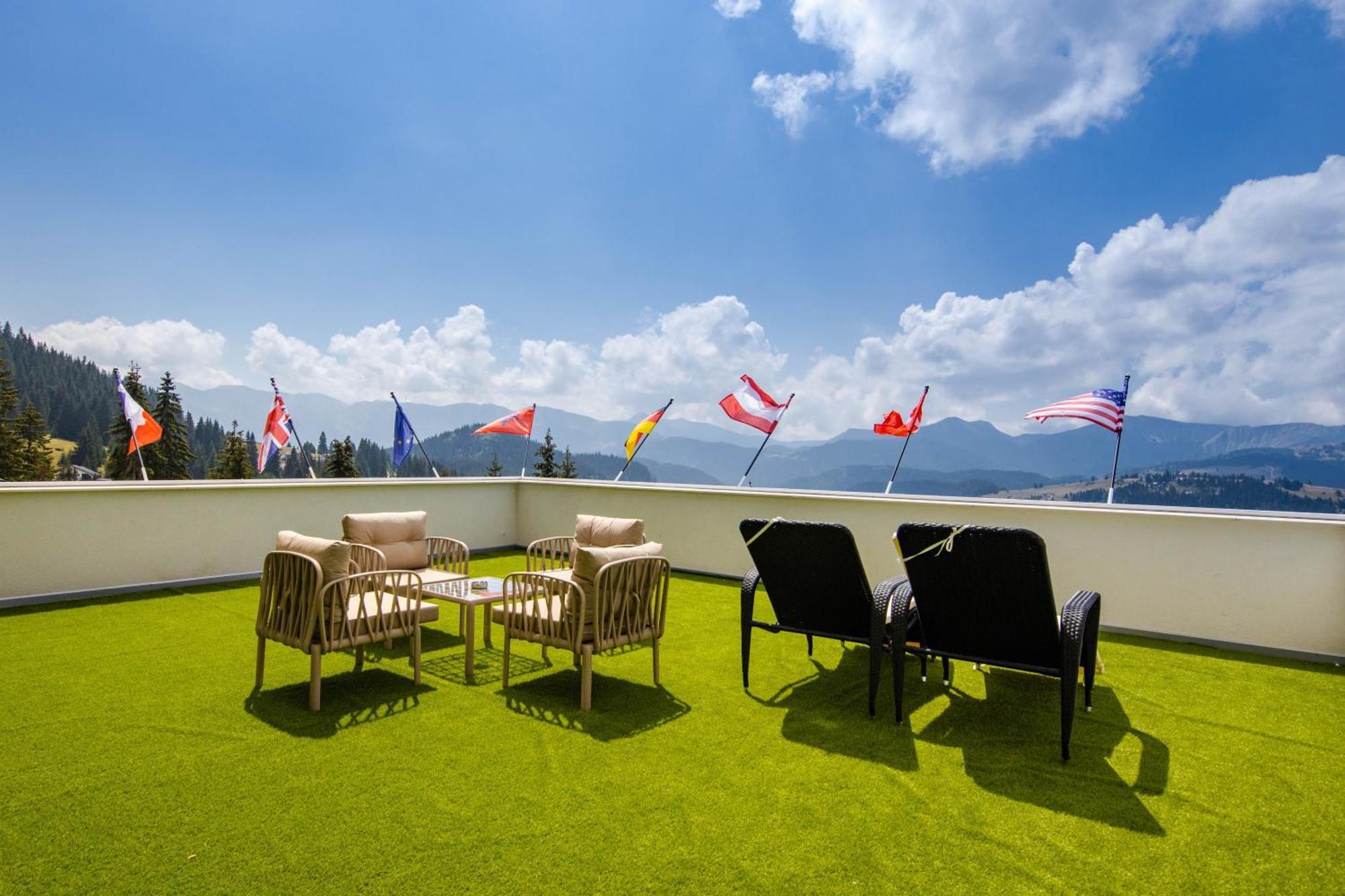 Grand Hotel Belushi Boge ภายนอก รูปภาพ